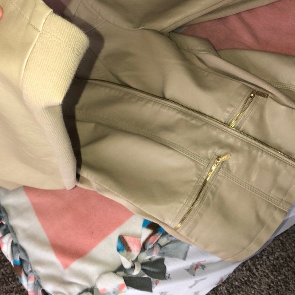 Calvin Klein jacket - Picture 5 of 7